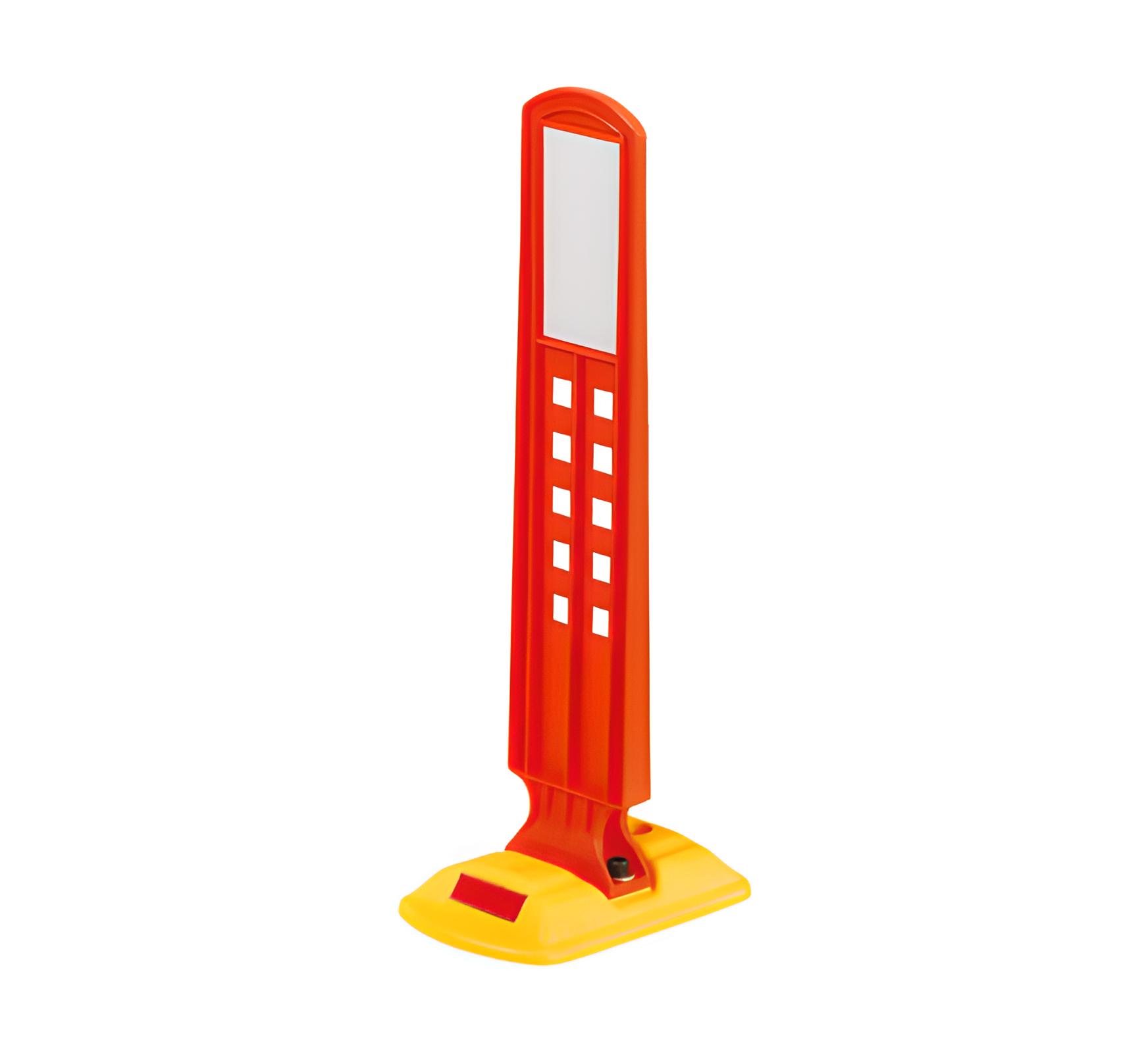 TRAFFIC SEPARATOR WITH FLAP